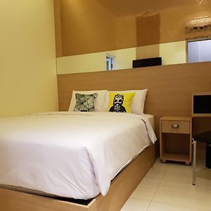 Bold Hotel Jakarta